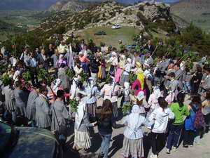 Εδώ ειν’ αλώνι για χορό- Μια μεγάλη γιορτή με 300 λαϊκούς μουσικούς και χορευτές στην Επίδαυρο