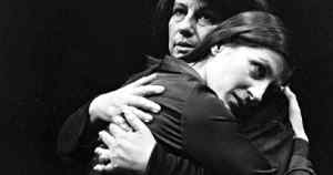 «Δυο γυναίκες χορεύουν»: Άννα Βαγενά και Γιασεμί Κηλαηδόνη μαζί στη σκηνή
